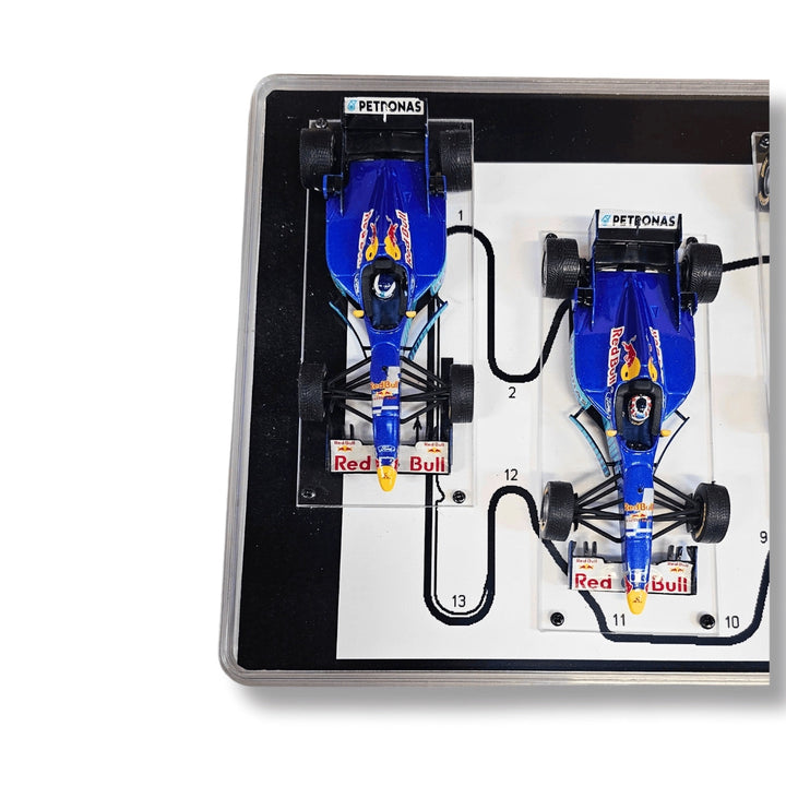 1996 Sauber Petronas Red Bull Ford C15 Hungarian GP Test 1:43 4-Car Diorama Set - Left