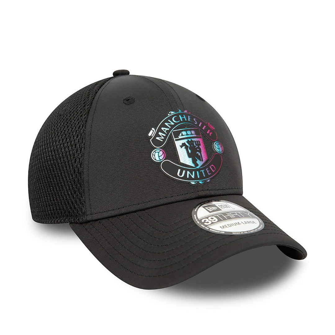 Manchester United FC Holographic 39THIRTY Stretch Fit Men's Cap - Black