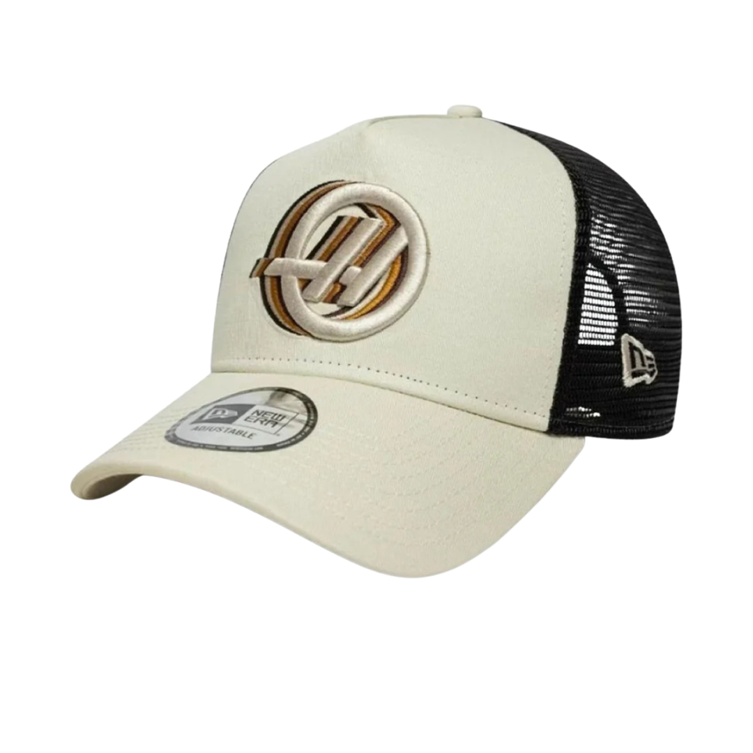 2026 Haas F1™ Team New Era Trucker Cap - Green/Beige