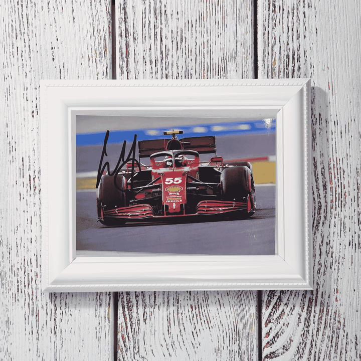 Scuderia Ferarri Carlons Sainz Signed 4" x 6" Unframed Photograph