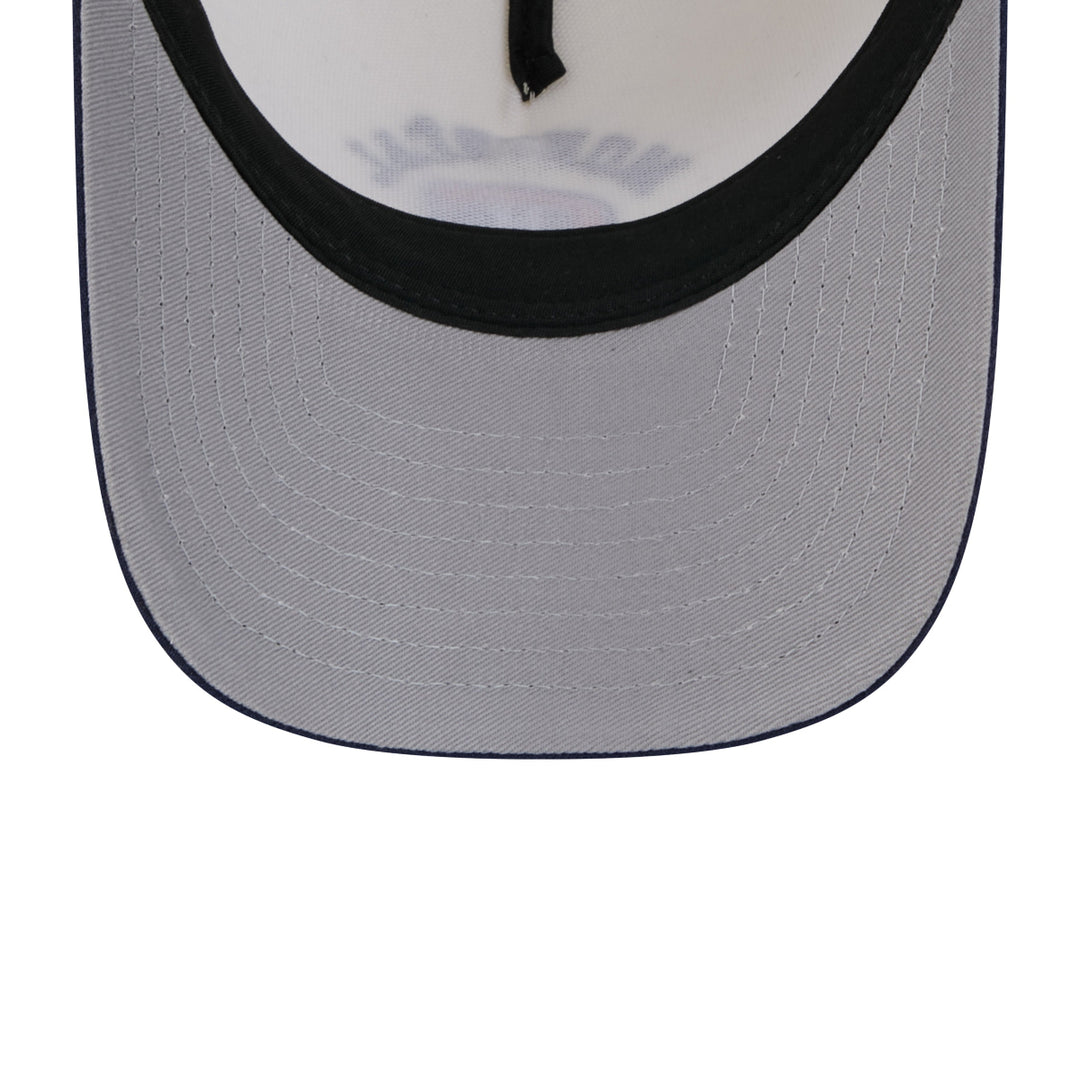 Montreal Canadiens NHL® 9FORTY Stretch Snap Youth Cap - Cream