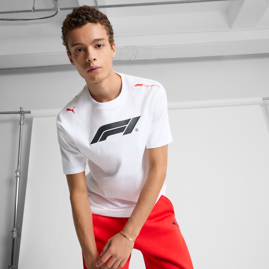 2024 PUMA x F1® ESS Men's Relaxed Unisex T-Shirt - Black/ White/ Red