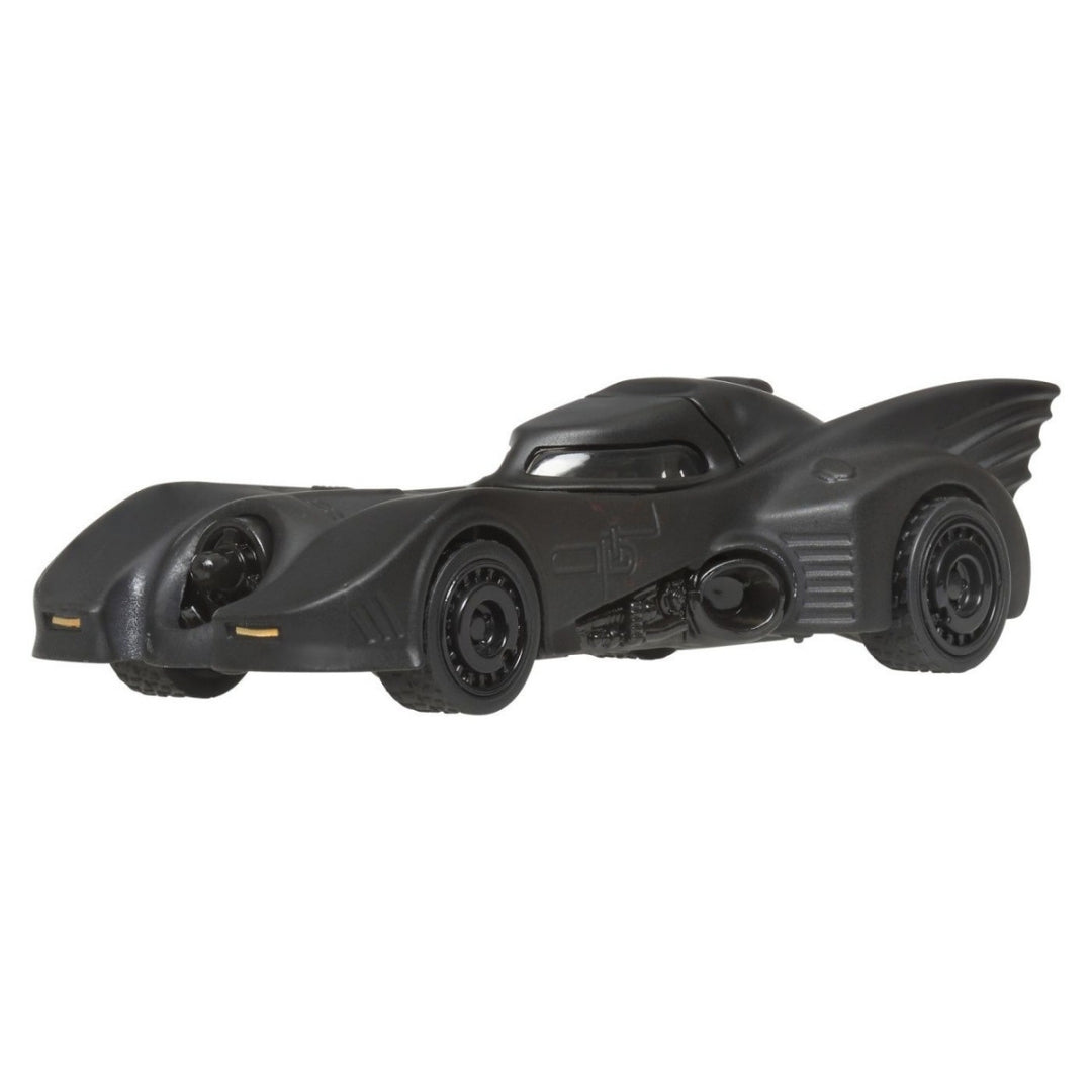 Batimóvil Hot Wheels Pull-Back Speeders Night Burnerz, escala 1:43, color negro