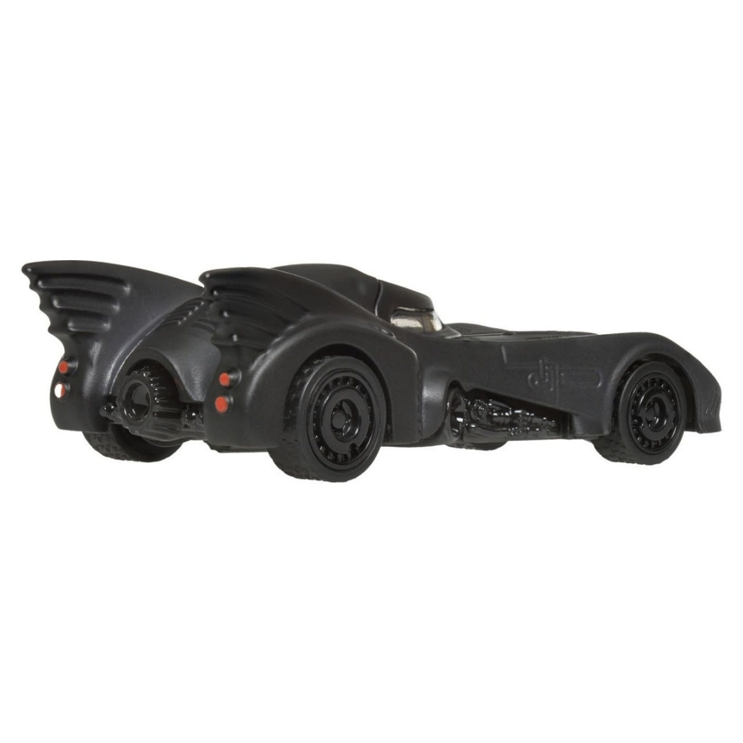 Batimóvil Hot Wheels Pull-Back Speeders Night Burnerz, escala 1:43, color negro