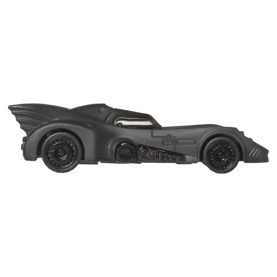 Batimóvil Hot Wheels Pull-Back Speeders Night Burnerz, escala 1:43, color negro