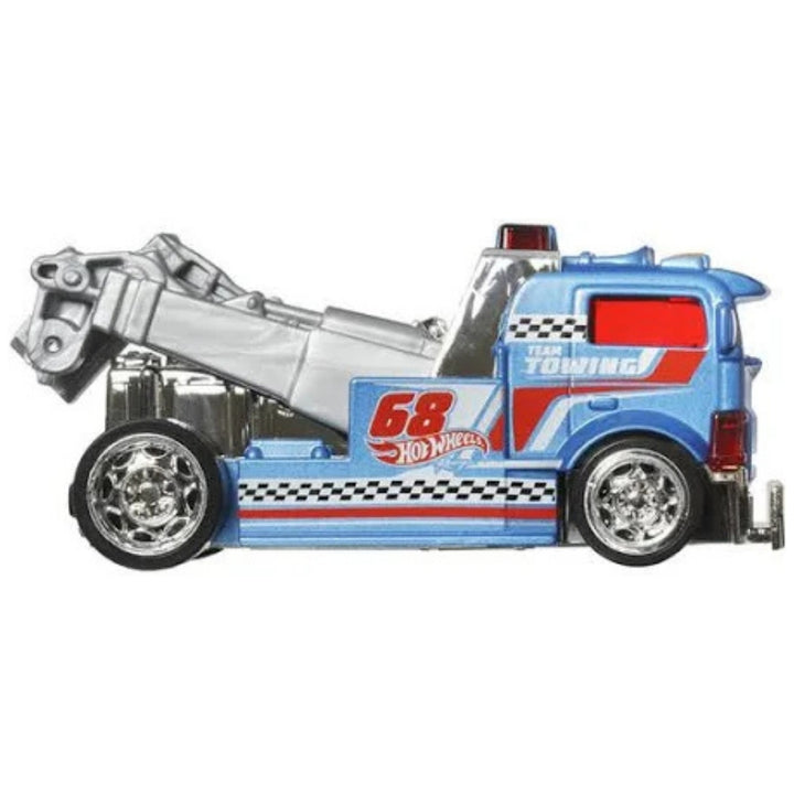 Hot Wheels Pull-Back Speeders – HW Torque Heavy Hitcher 1:43 Scale Car - Blue