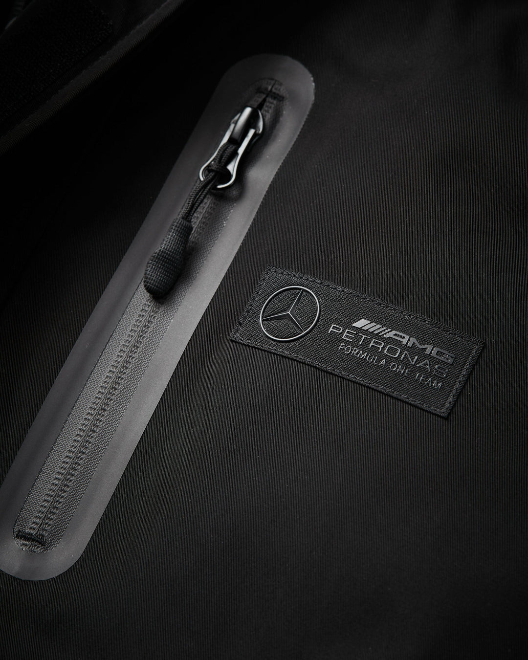 Mercedes Benz AMG Petronas F1™ Team Ultimate Insulated Jacket Adult - Men - Black