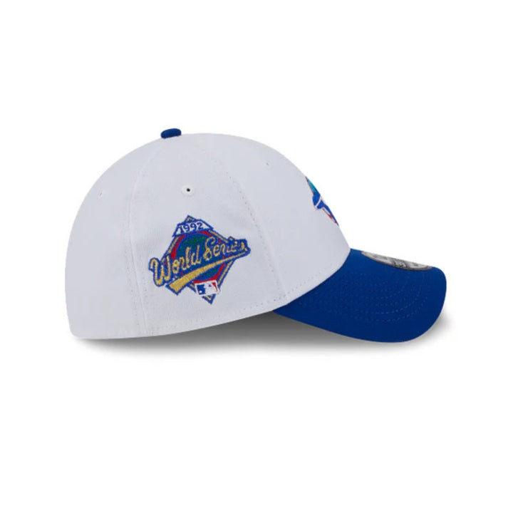 Toronto Blue Jays New Era 39Thirty Baseball Adult Hat - White