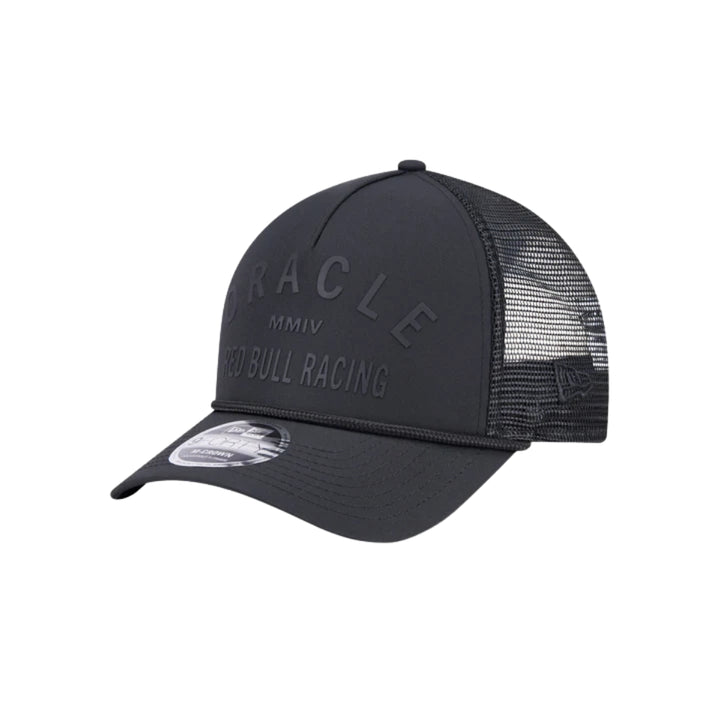 2025 Oracle Red Bull Racing F1™ Team NewEra 9Forty Minimalist Trucker Cap - White/Navy/Black
