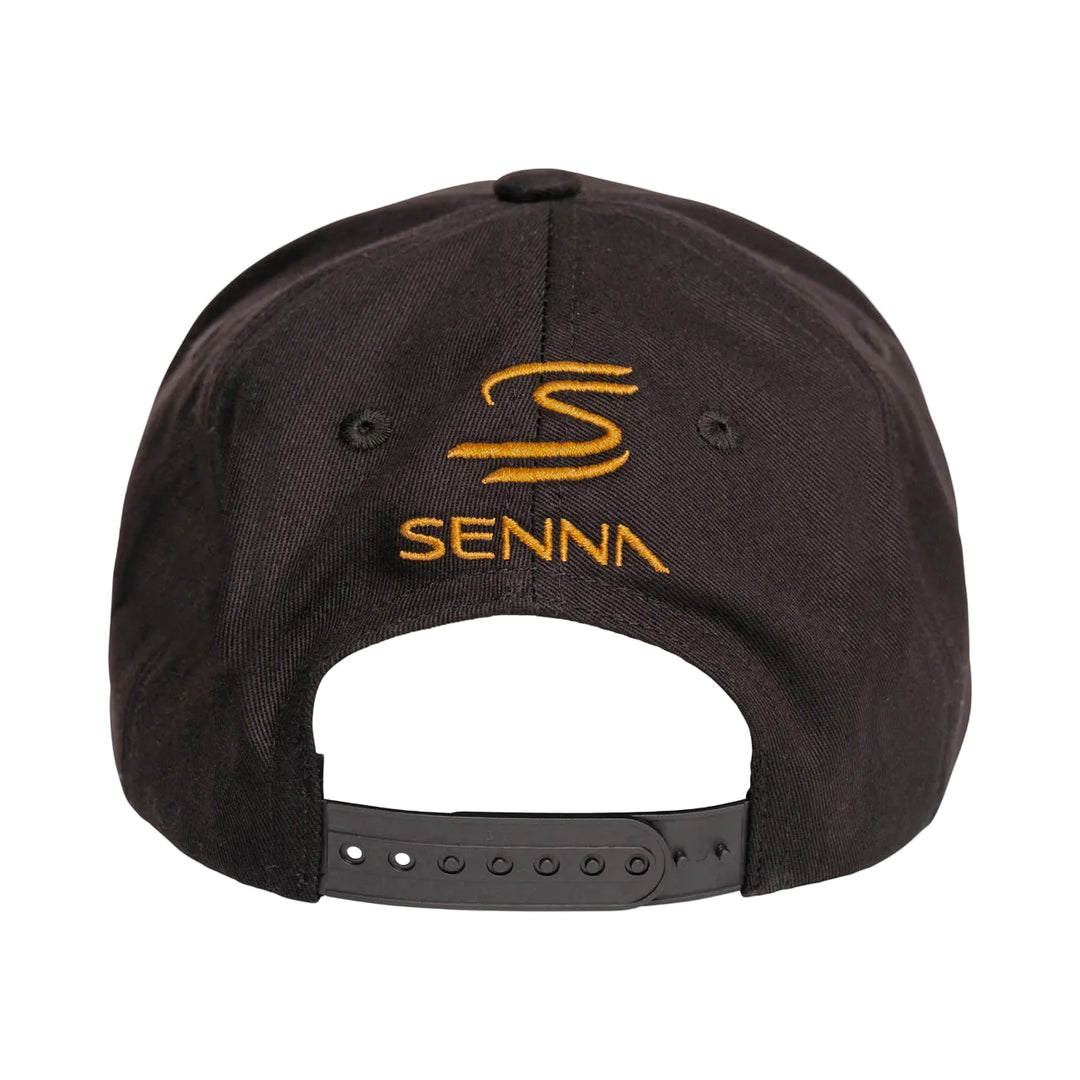 Casquette Ayrton Senna Team Lotus F1 numéro 12 noire et or avec logo Senna brodé et fermeture ajustable