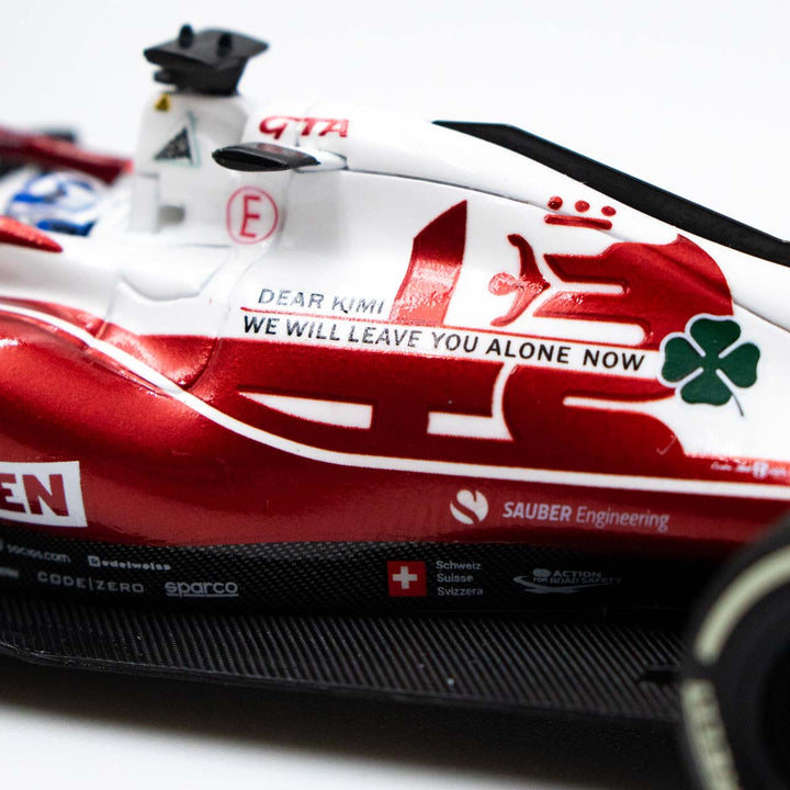 Alfa Romeo Orlen 1:18 C41 Kimi Raikkonen 2021 Abu Dhabi GP Final Race - Minichamps - Accessories