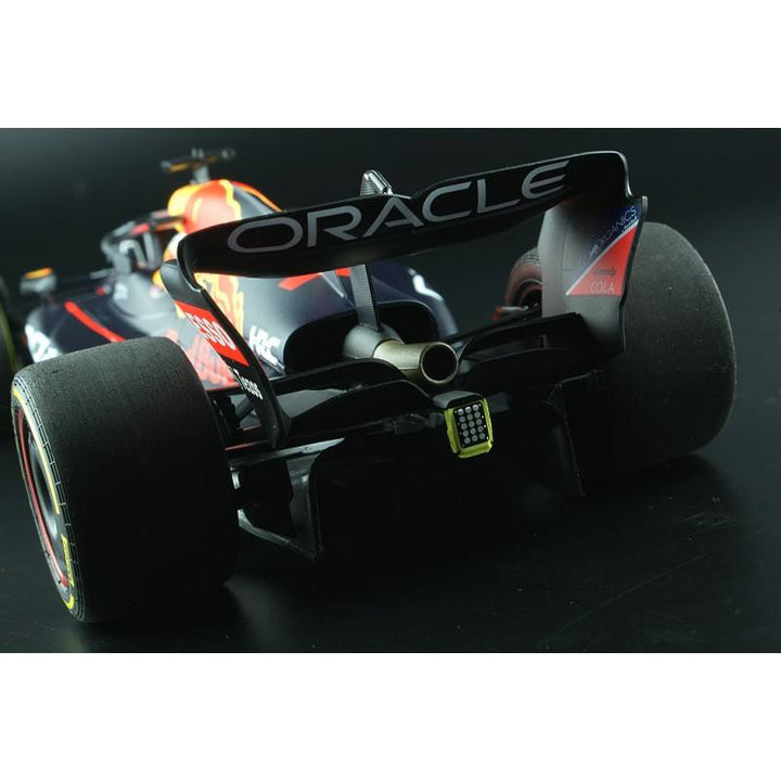 Oracle Red Bull Racing 1:18 RB18 Max Verstappen Winner 2022 Saudi Arabian GP -  Minichamps - Accessories - Diecast