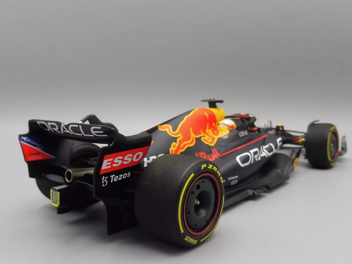 Oracle Red Bull Racing F1 RB18 Verstappen 1/18 MINICHAMPS 110220001 Saudi Arabia Resin Model Car - Blue