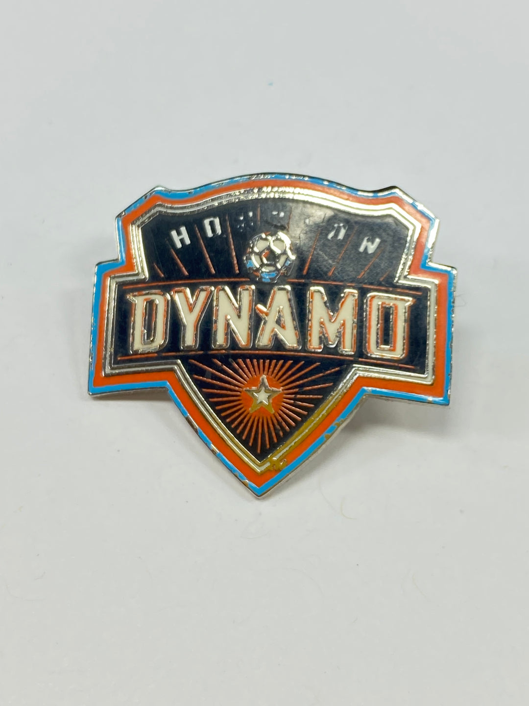 DYNAMO Pin - Accessories - Multicolor